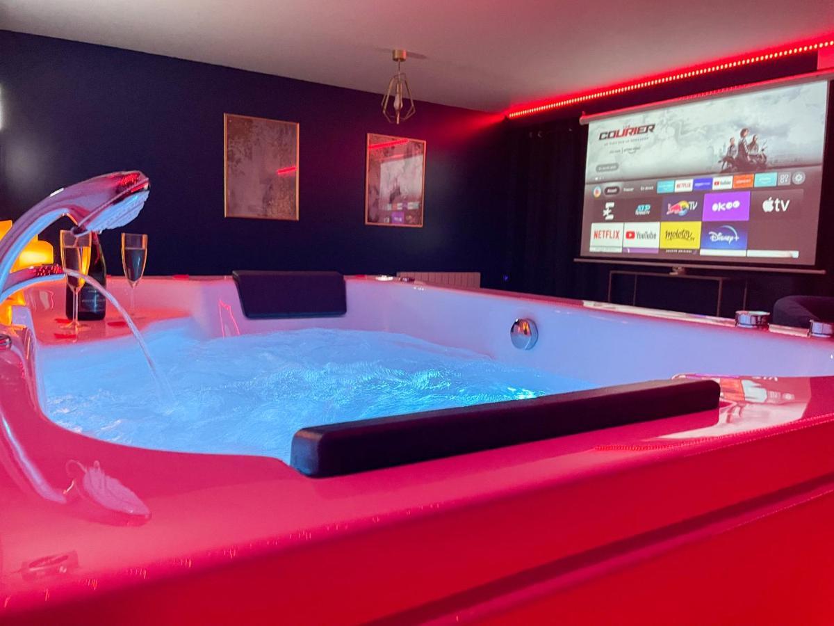 Spa Sous Les Etoiles - Cinema - Netflix - Parking - Gare Amiens Exterior photo